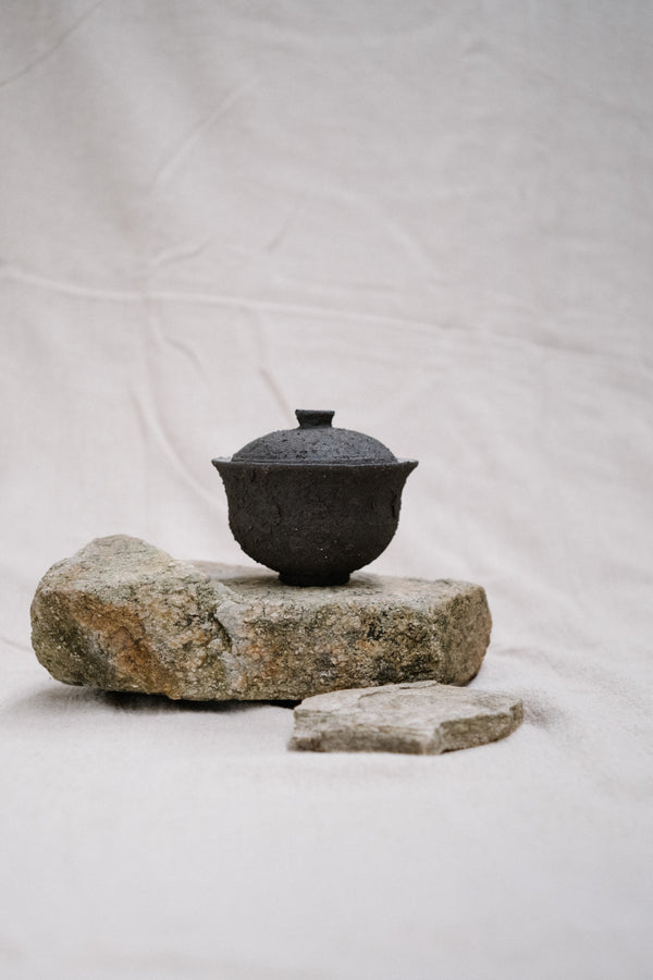 Raw Gaiwan by Maya Carves